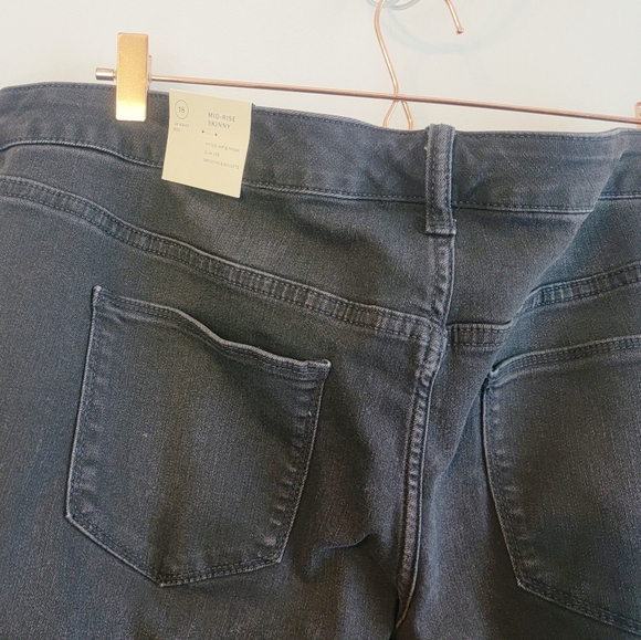 Black Mid Rise Skinny Jeans * NWT * Sz 18 * Universal Thread * - Picture 6 of 6